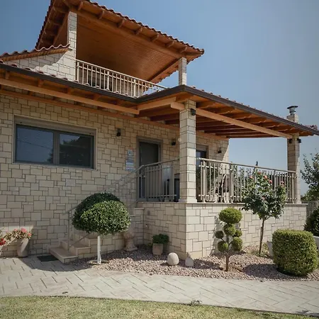 Ninemia Sea Side Holiday home *
