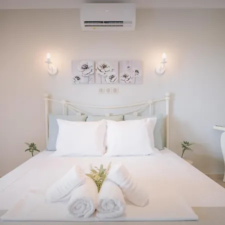 Ninemia Sea Side Holiday home *