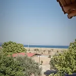 Ninemia Sea Side Дом отдыха *