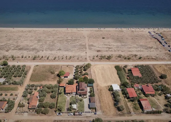 Ninemia Sea Side * איוס מאמס