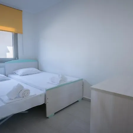 Semesterbostad Ninemia Sea Side Ayios Mamas